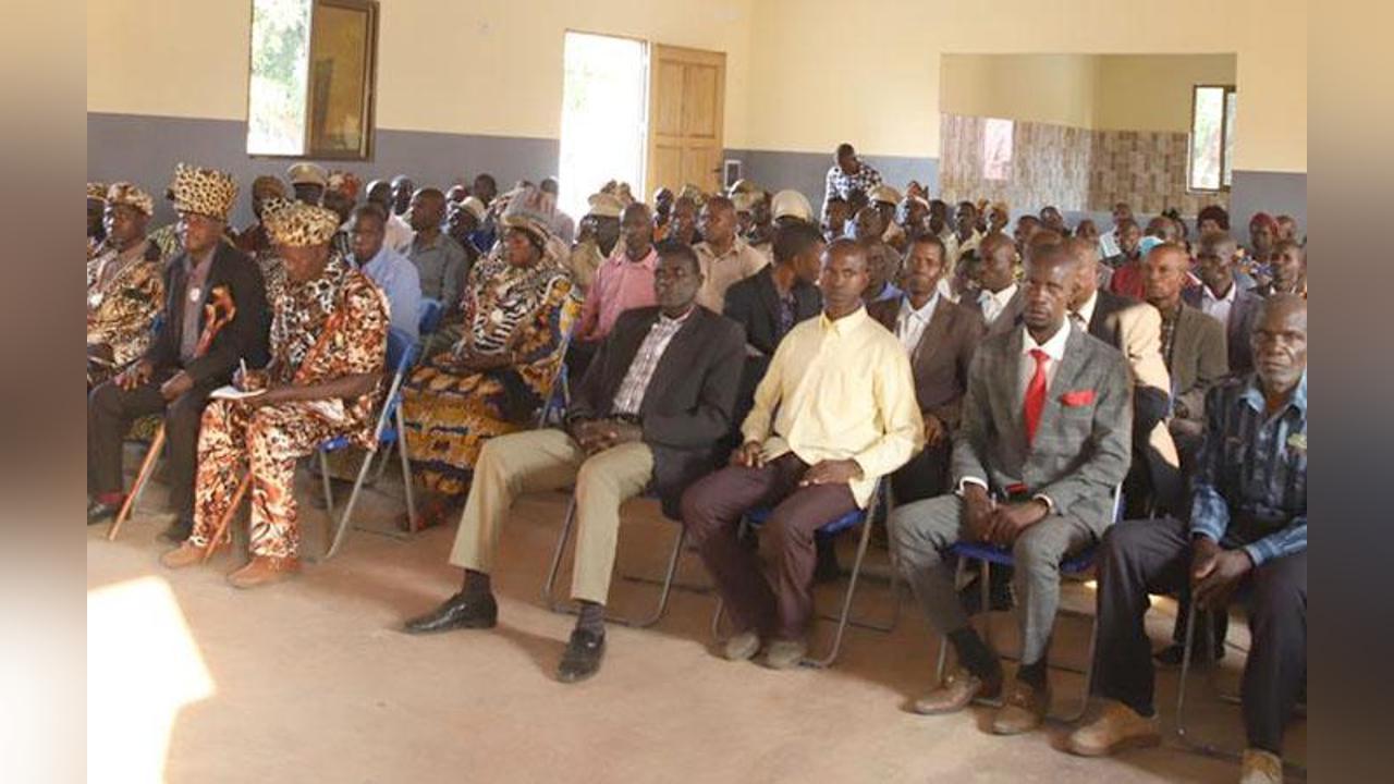 Mbunda people with new king in August - Angola