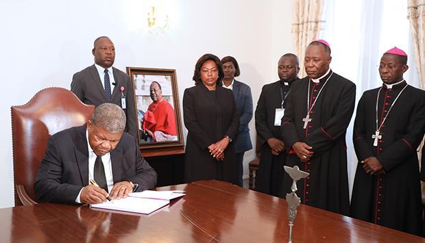 Head of State Presents Condolences to CEAST for the Death of Dom Alexandre Head of State Presents Condolences to CEAST for the Death of Dom Alexandre