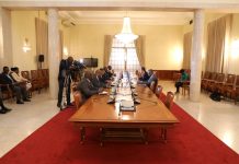 Téte António Talks DRC Issues with UN Envoy Téte António Talks DRC Issues with UN Envoy