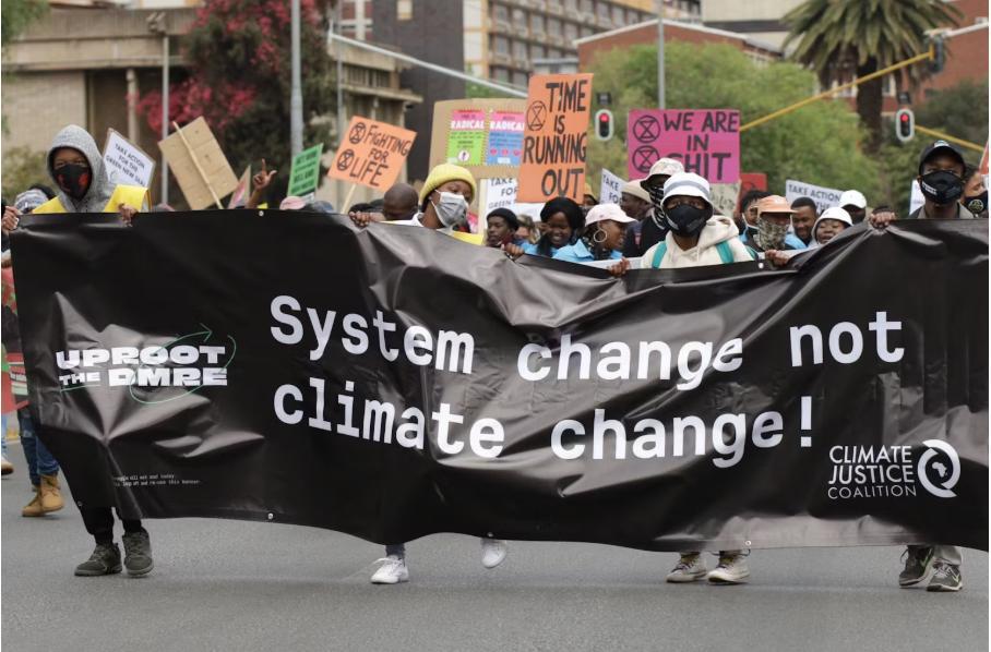 Corporate Gaslighting in Sustainability and Fossil Fuels Corporate Gaslighting in Sustainability and Fossil Fuels