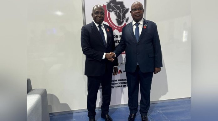 Minister Téte António Meets UNIDO Director-General Minister Téte António Meets UNIDO Director-General