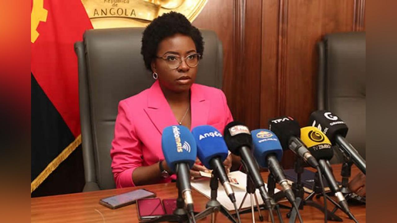 Angolan Finance Minister Works in China Angolan Finance Minister Works in China