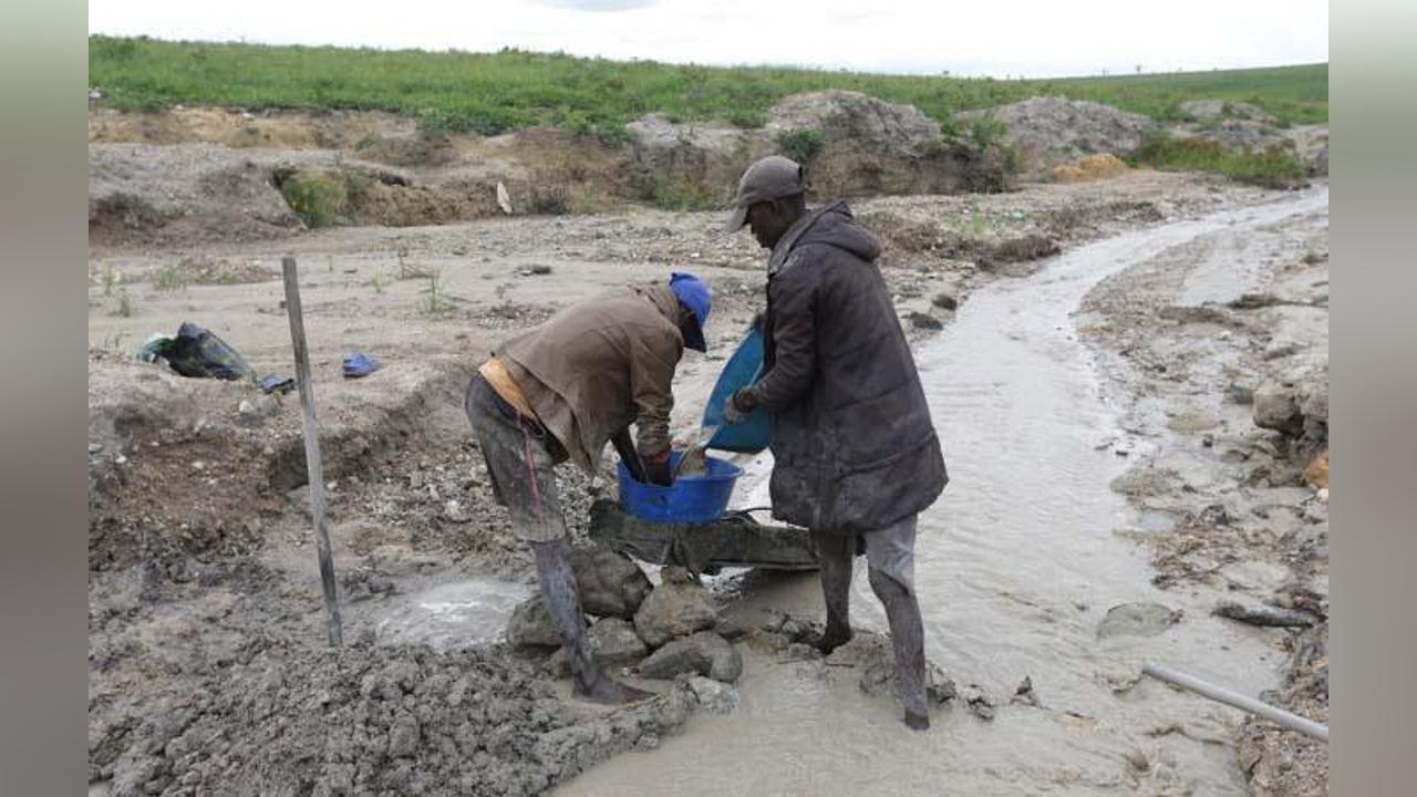 Heavy Rain Leaves over 500 People Homeless in Moxico Heavy Rain Leaves over 500 People Homeless in Moxico