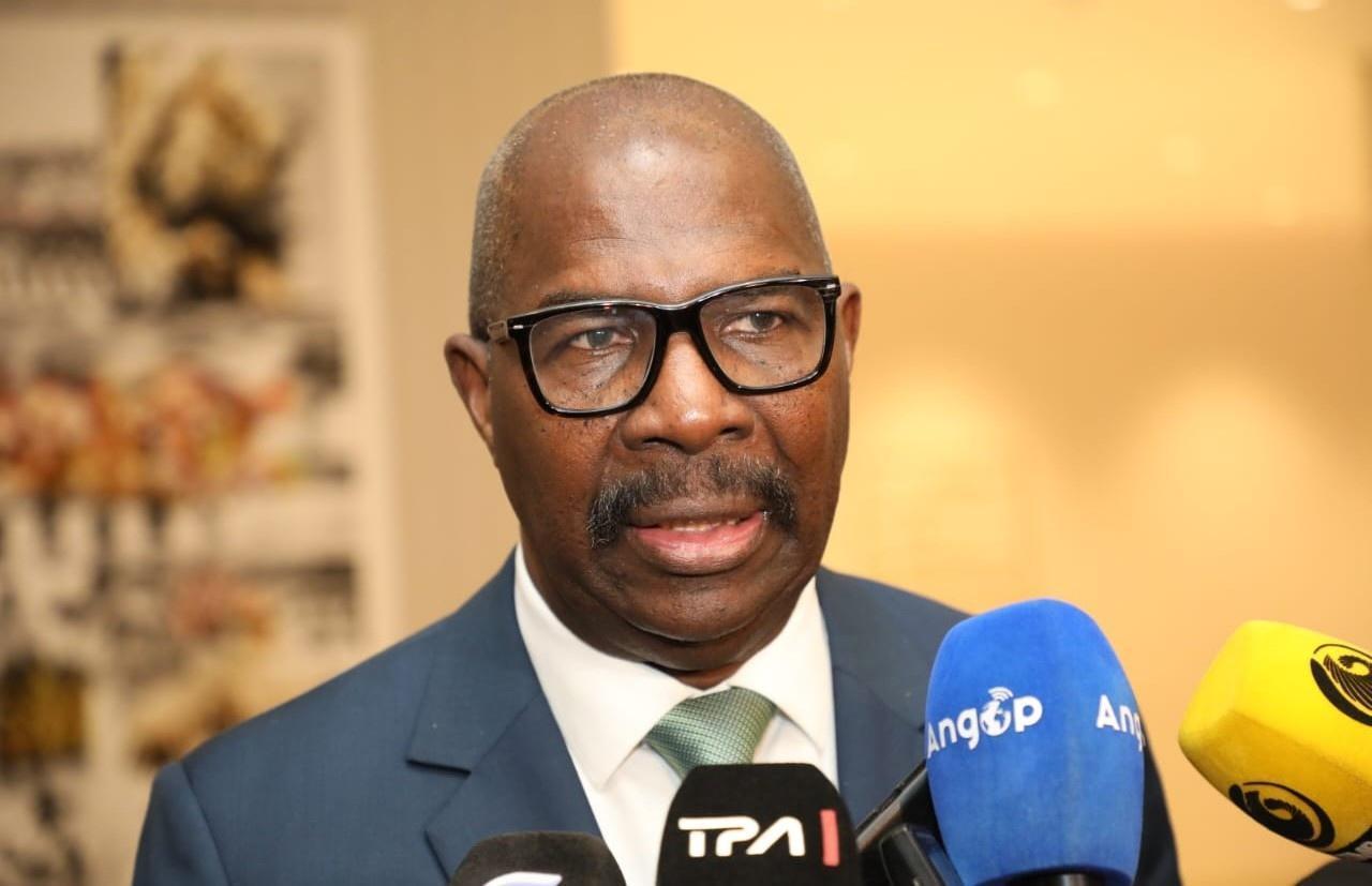 Ambassador Highlights Relaunch of Angola Zambia Chamber Ambassador Highlights Relaunch of Angola Zambia Chamber