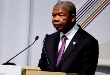 Head of State Calls for Reduced Consumption of Fossil Fuels Head of State Calls for Reduced Consumption of Fossil Fuels