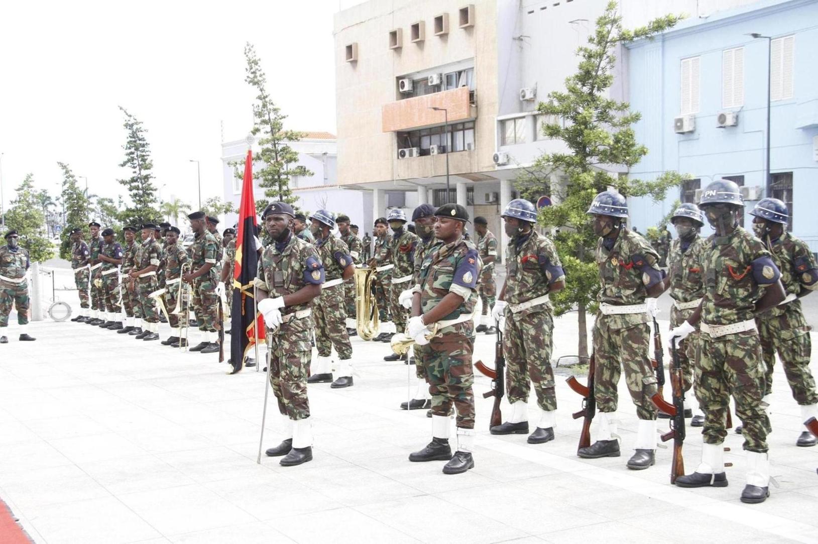 Presidential Pardon Frees 21 Inmates Presidential Pardon Frees 21 Inmates