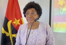 Minister of Health Visits Angolan Patients in South Africa Minister of Health Visits Angolan Patients in South Africa