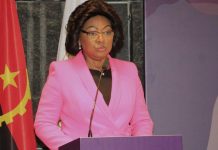 Angolan First Lady Makes Working Visit to Moxico Leste Angolan First Lady Makes Working Visit to Moxico Leste