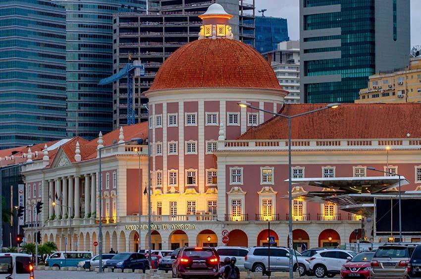 Credit to the Non-Financial Sector Grows 19.3% in January Credit to the Non-Financial Sector Grows 19.3% in January