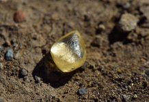 Diamond Sector Accounts for 35Pct of Mining Rights in Angola Diamond Sector Accounts for 35Pct of Mining Rights in Angola