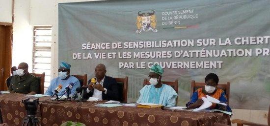 Karimou et Abimbola s’adonnent à l’exercice dans le Plateau Karimou et Abimbola s’adonnent à l’exercice dans le Plateau