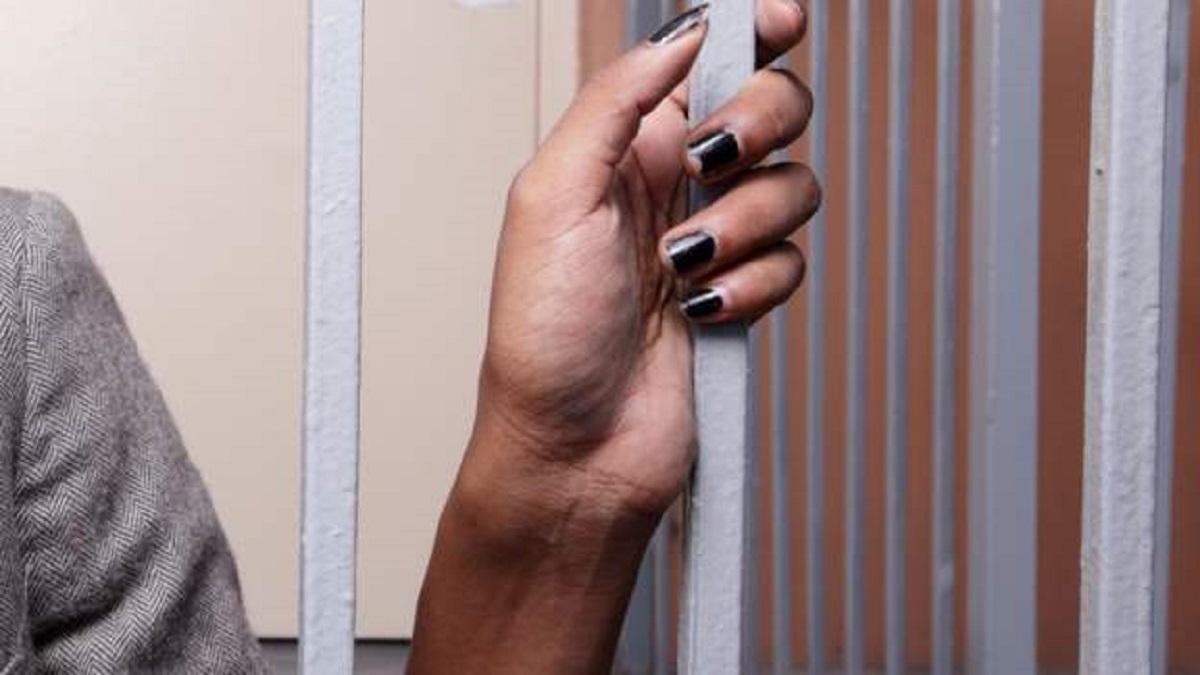 Bénin: elle écope de 12 mois de prison pour avoir frappé sa nièce de 5 ans