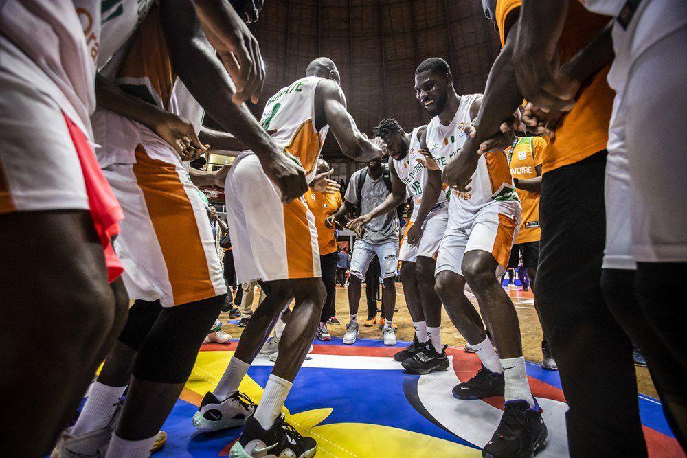 Basketball Africain
Qualifications FIBA World Cup 2023 : la liste des 12 Éléphants pour la 6e fenêtre Basketball Africain Qualifications FIBA World Cup 2023 : la liste des 12 Éléphants pour la 6e fenêtre