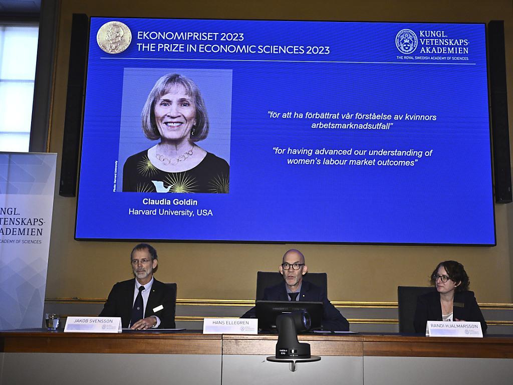 Le Nobel d’Economie 2023 : les inégalités du genre dans le marché du travail congolais (Oasis Kodila Tedika) Le Nobel d’Economie 2023 : les inégalités du genre dans le marché du travail congolais (Oasis Kodila Tedika)