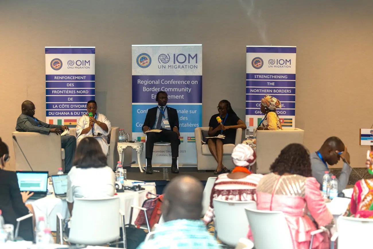 Cotonou a abrité une conférence régionale des pays côtiers et du sahel (Burkina) sur l’engagement des communautés frontalières Cotonou a abrité une conférence régionale des pays côtiers et du sahel (Burkina) sur l’engagement des communautés frontalières