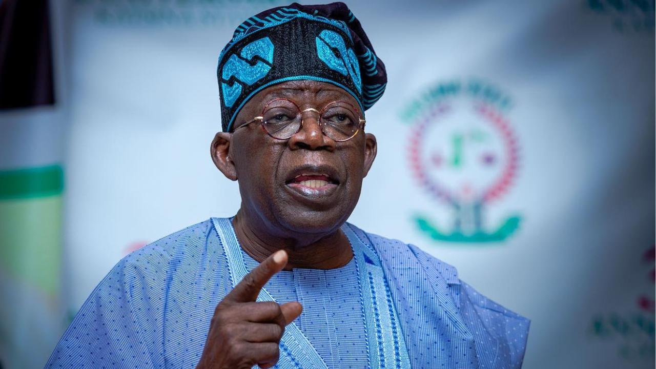 Nigeria: Remaniement Militaire Massif Après des Rumeurs de Coup D’État Nigeria: Remaniement Militaire Massif Après des Rumeurs de Coup D’État