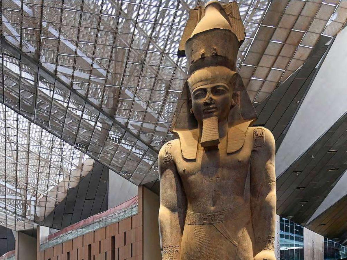 Grand Musée ÉGyptien: ÉCrin Majestueux de Pharaons Grand Musée ÉGyptien: ÉCrin Majestueux de Pharaons