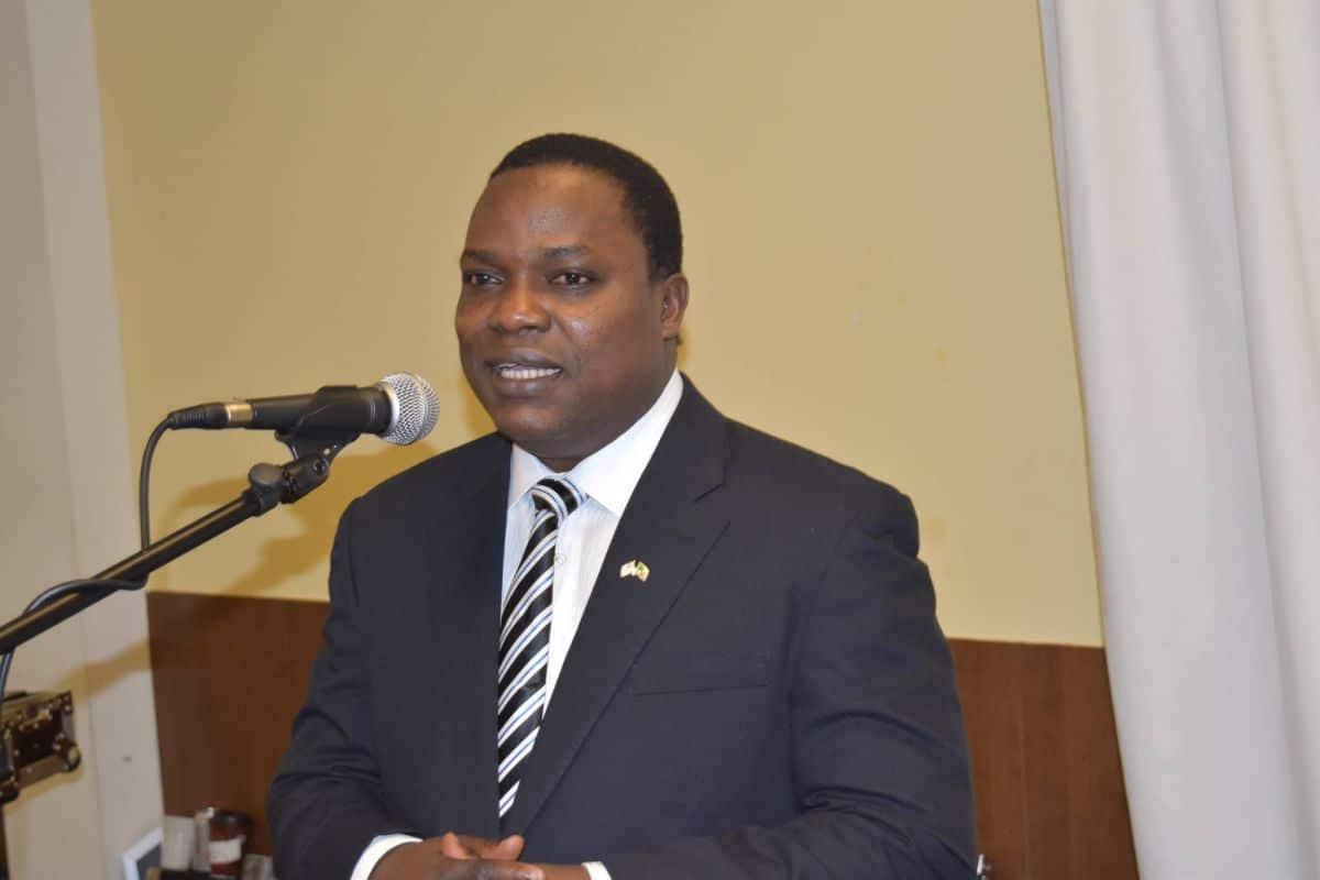 Révision Constitutionnelle: Aké Natondé Dément Manœuvre Révision Constitutionnelle: Aké Natondé Dément Manœuvre