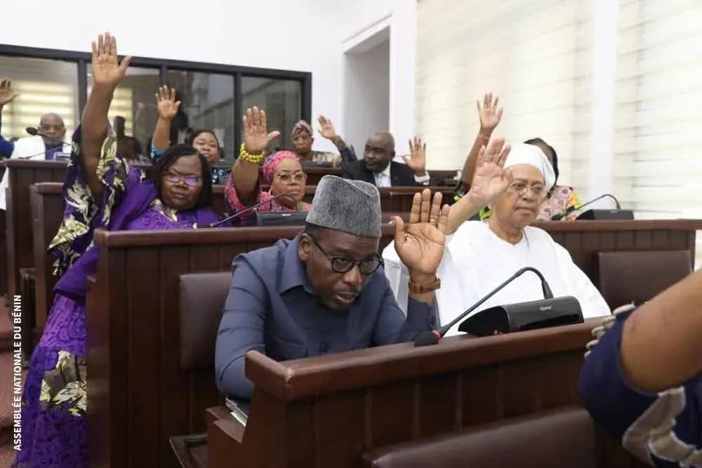 Budget de l'État 2026 Approuvé par l'Assemblée Nationale Budget de l'État 2026 Approuvé par l'Assemblée Nationale