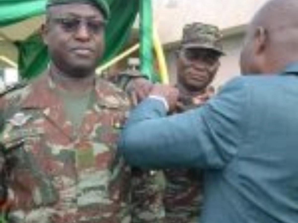 Armée Béninoise: Gbaguidi et Tévoèdjrè Promus Armée Béninoise: Gbaguidi et Tévoèdjrè Promus