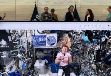 Sophie Adenot Épanouie Dans L’Espace Physiquement Et Moralement Sophie Adenot Épanouie Dans L'Espace Physiquement Et Moralement