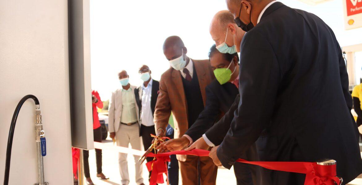 VIVO ENERGY BOTSWANA LAUNCHES SHELL MOLEPOLOLE LECHA ONE SERVICE