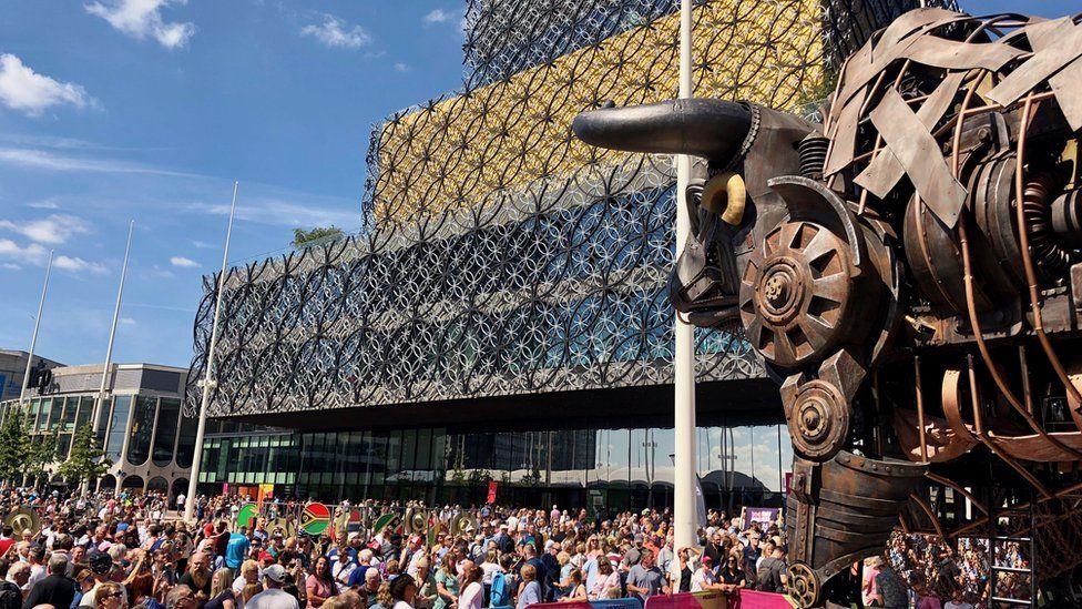 Birmingham bull: Photographers share images on Instagram Birmingham bull: Photographers share images on Instagram