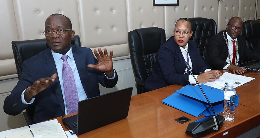 IEC SECRETARY BRIEFS GABORONE COUNCILLORS IEC SECRETARY BRIEFS GABORONE COUNCILLORS