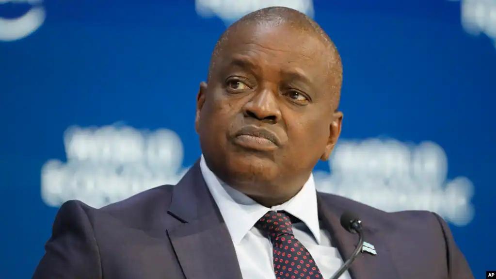 Botswana threatens to cut ties with diamond company De Beers Botswana threatens to cut ties with diamond company De Beers