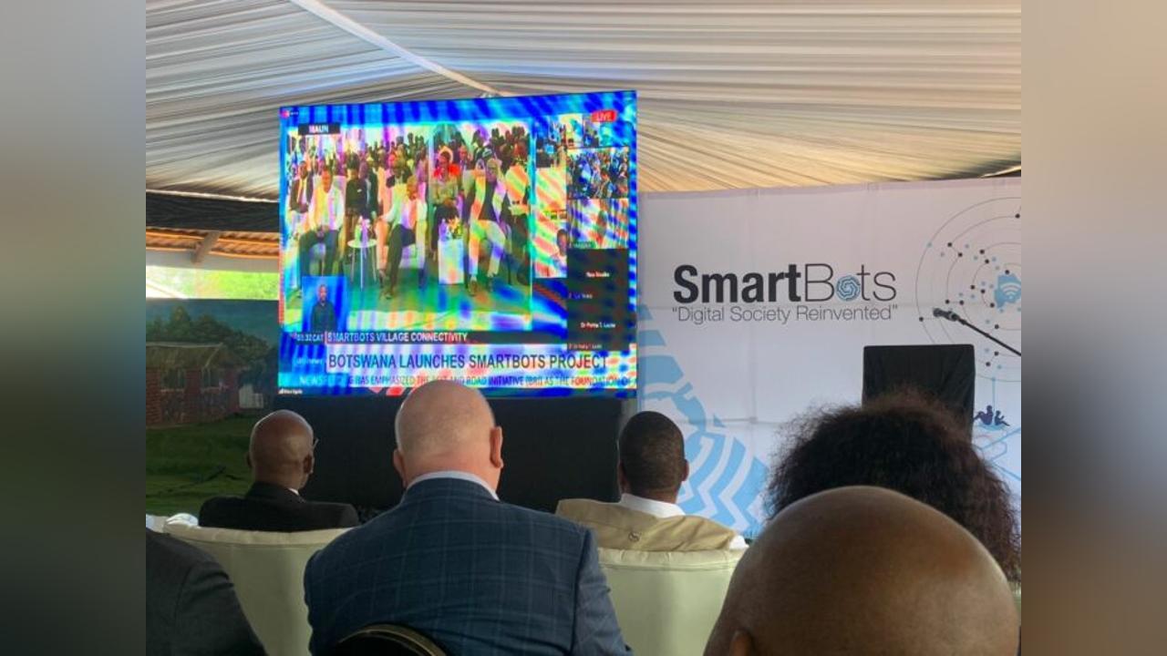 GOVERNMENT TO EXPAND BROADBAND INFRASTRUCTURE GOVERNMENT TO EXPAND BROADBAND INFRASTRUCTURE