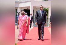 Botswana Donates to India Botswana Donates to India