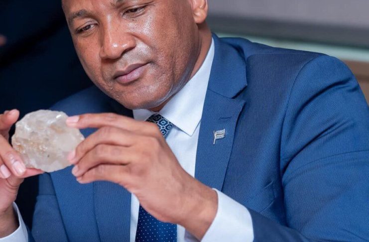 Botswana Confronts Diamonds Slump and Eyes Bigger Growth Botswana Confronts Diamonds Slump and Eyes Bigger Growth