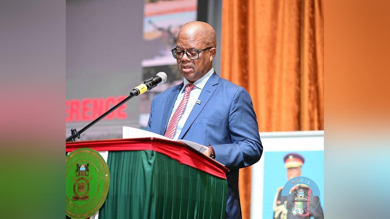 Mp'S Reject Motion to Retun Land to Tawana Land Board Mp'S Reject Motion to Retun Land to Tawana Land Board