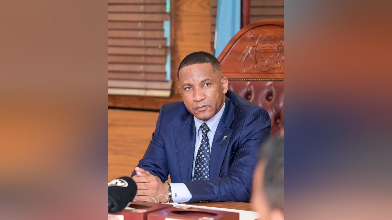 Government Grants Seven-Day Grace Period for Licenses Government Grants Seven-Day Grace Period for Licenses