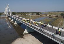 System Hiccups Stall 24-Hour Operation at Kazungula Border System Hiccups Stall 24-Hour Operation at Kazungula Border