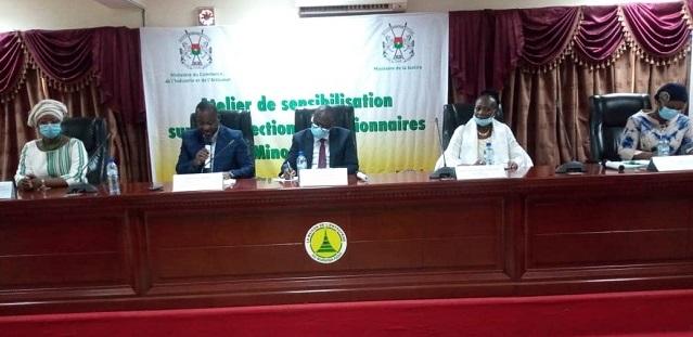 Sociétés commerciales : L'Agence burkinabè des investissements instruit les actionnaires minoritaires sur leurs droits Sociétés commerciales : L'Agence burkinabè des investissements instruit les actionnaires minoritaires sur leurs droits