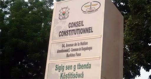 Conseil constitutionnel : Qui sont les dix sages ? Conseil constitutionnel : Qui sont les dix sages ?