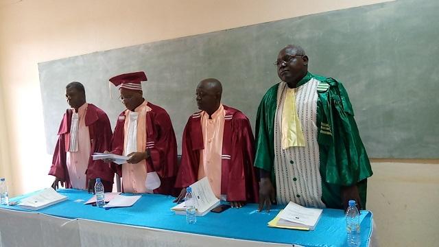 Soutenance de thèse de doctorat : Gustave Ilboudo analyse le « Dakiire » ou la parenté à plaisanterie Soutenance de thèse de doctorat : Gustave Ilboudo analyse le « Dakiire » ou la parenté à plaisanterie