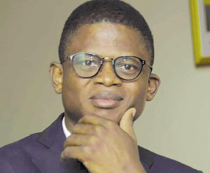 Offrande lyrique : Le sacrifice en politique Offrande lyrique : Le sacrifice en politique