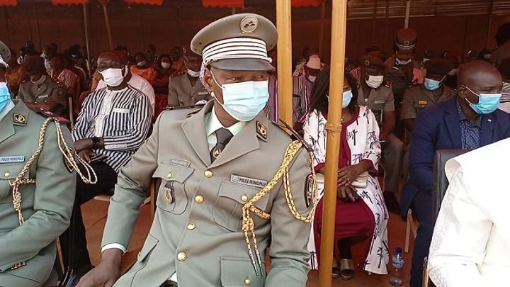 Police municipale : L'inspecteur de police, Paulin Kaboré, a pris le bâton de commandement Police municipale : L'inspecteur de police, Paulin Kaboré, a pris le bâton de commandement
