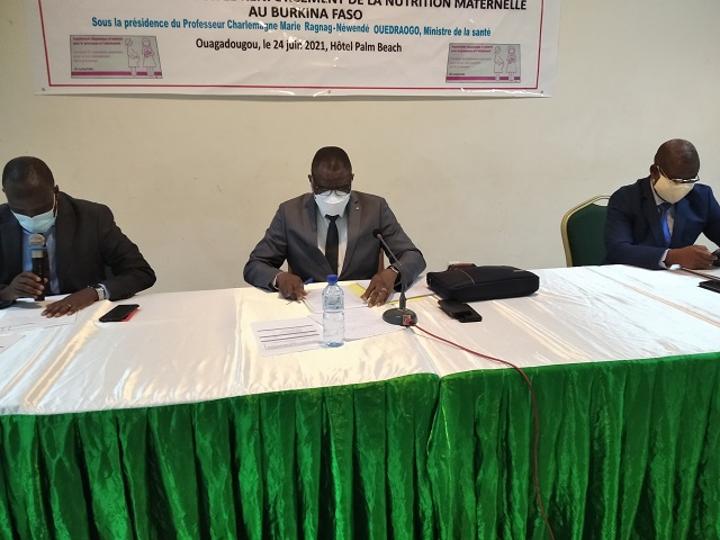 Nutrition maternelle et infantile : La supplémentation en micronutriments multiples lors de la grossesse pour prévenir les carences Nutrition maternelle et infantile : La supplémentation en micronutriments multiples lors de la grossesse pour prévenir les carences