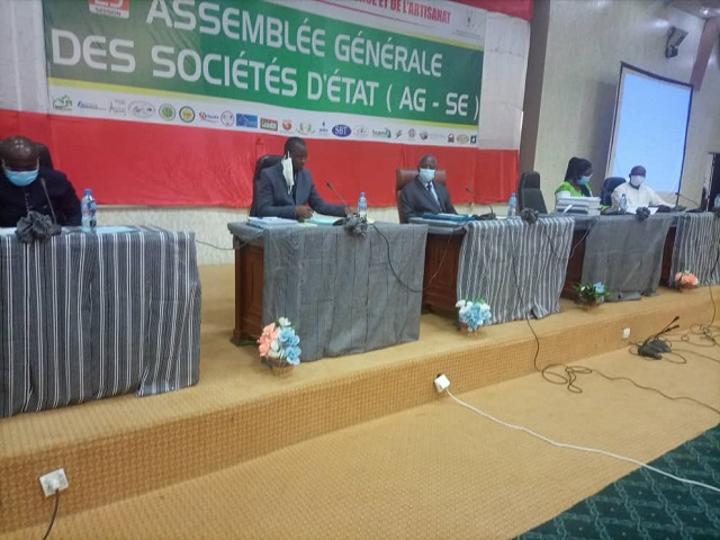 Sociétés d'État : Le Premier ministre Christophe Dabiré avertit des Conseils d'administration Sociétés d'État : Le Premier ministre Christophe Dabiré avertit des Conseils d'administration