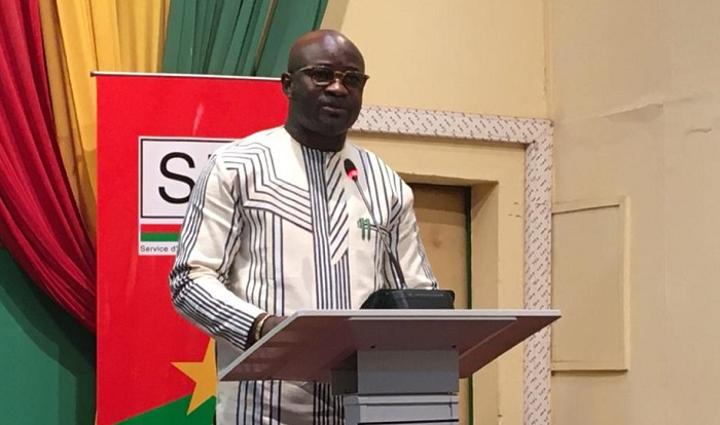 Lutte contre le Covid-19 : Le vaccin AstraZeneca administré au Burkina est reconnu par l’Europe, rassure le ministre de la Santé Lutte contre le Covid-19 : Le vaccin AstraZeneca administré au Burkina est reconnu par l’Europe, rassure le ministre de la Santé