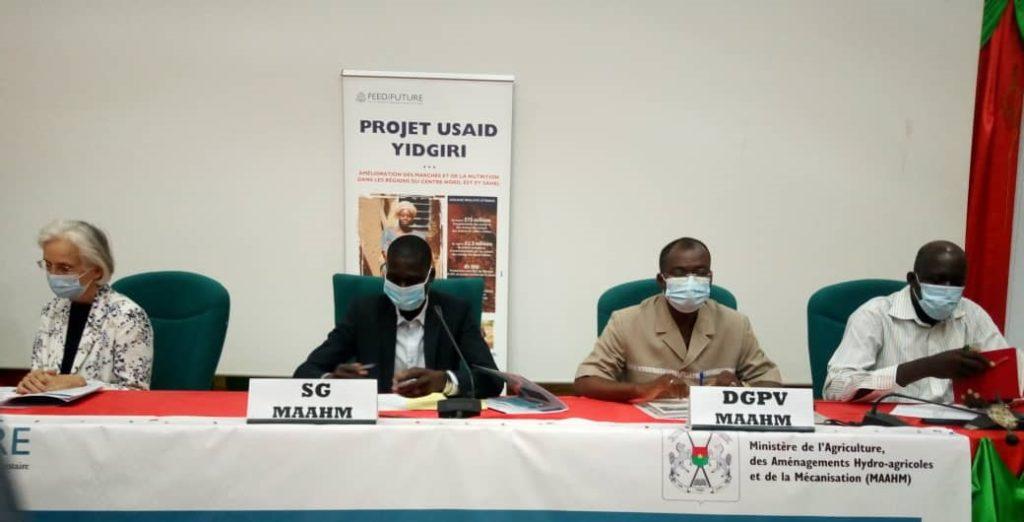 Burkina Faso : Après quinze ans de mise en œuvre, une halte pour examiner la loi sur les semences Burkina Faso : Après quinze ans de mise en œuvre, une halte pour examiner la loi sur les semences