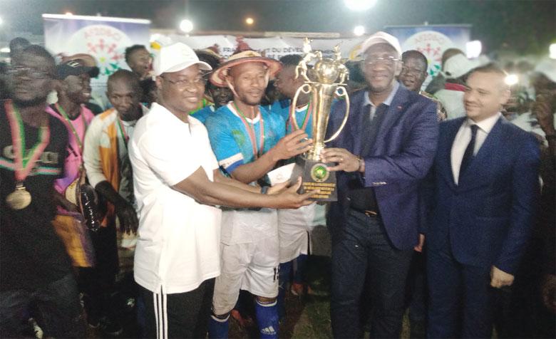 Tournoi de la fraternité de la diaspora burkinabè en Côte d’Ivoire : Tanda vainqueur du trophée de la IIIe édition Tournoi de la fraternité de la diaspora burkinabè en Côte d’Ivoire : Tanda vainqueur du trophée de la IIIe édition