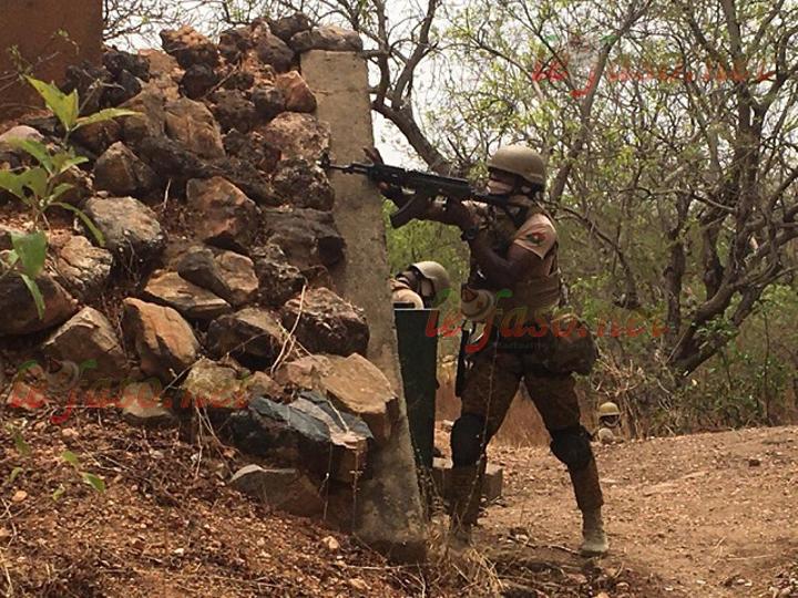 Lutte contre le terrorisme : Une dizaine de terroristes neutralisés et divers matériels logistiques récupérés par les forces armées Lutte contre le terrorisme : Une dizaine de terroristes neutralisés et divers matériels logistiques récupérés par les forces armées