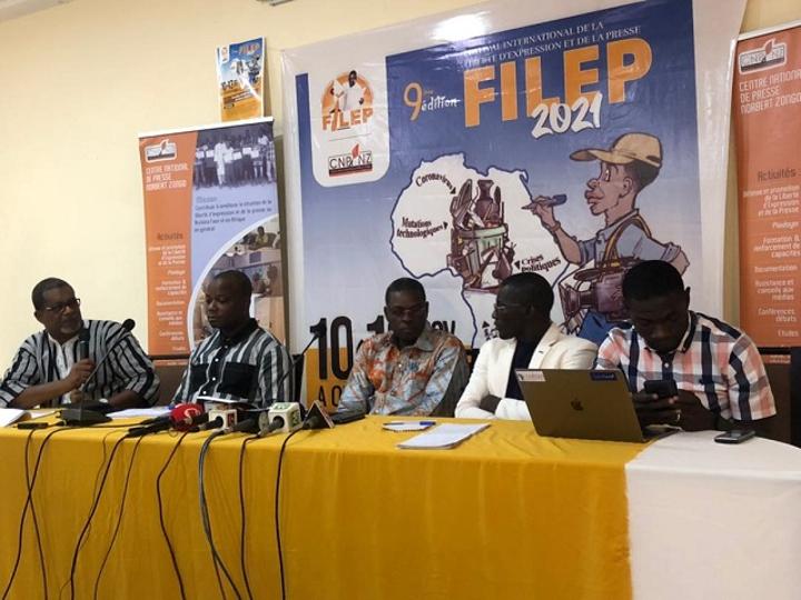 Burkina : la 9e édition du FILEP se penche sur la résilience des médias face aux crises et mutations qui assaillent le métier du journalisme Burkina : la 9e édition du FILEP se penche sur la résilience des médias face aux crises et mutations qui assaillent le métier du journalisme