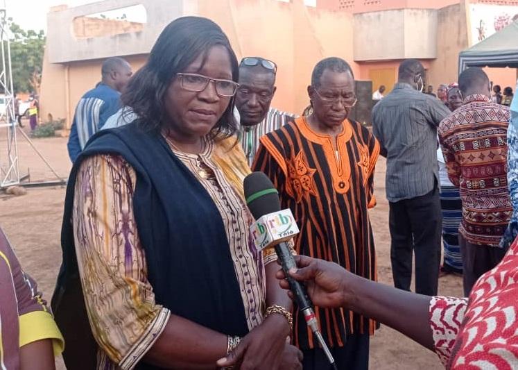 Politique au Burkina : Anne Louise Go démissionne du Parti pour le Développement et le Changement (PDC) Politique au Burkina : Anne Louise Go démissionne du Parti pour le Développement et le Changement (PDC)