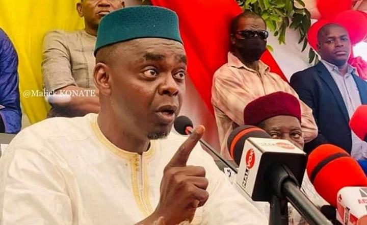 Mali : L’affaire « représentant spécial de la CEDEAO » emporte le 4e vice-président du CNT, Issa Kaou Djim Mali : L’affaire « représentant spécial de la CEDEAO » emporte le 4e vice-président du CNT, Issa Kaou Djim