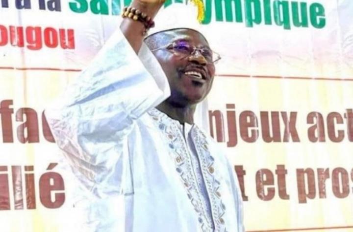 Burkina Faso : Eddie Komboigo réélu à l'unanimité président du CDP, Compaoré dépouillé de ses attributions Burkina Faso : Eddie Komboigo réélu à l'unanimité président du CDP, Compaoré dépouillé de ses attributions